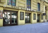 Caf&eacute; Bar Lounge Destil