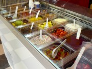 frozenyogurt & salatbar Foto 559 von poolbabe